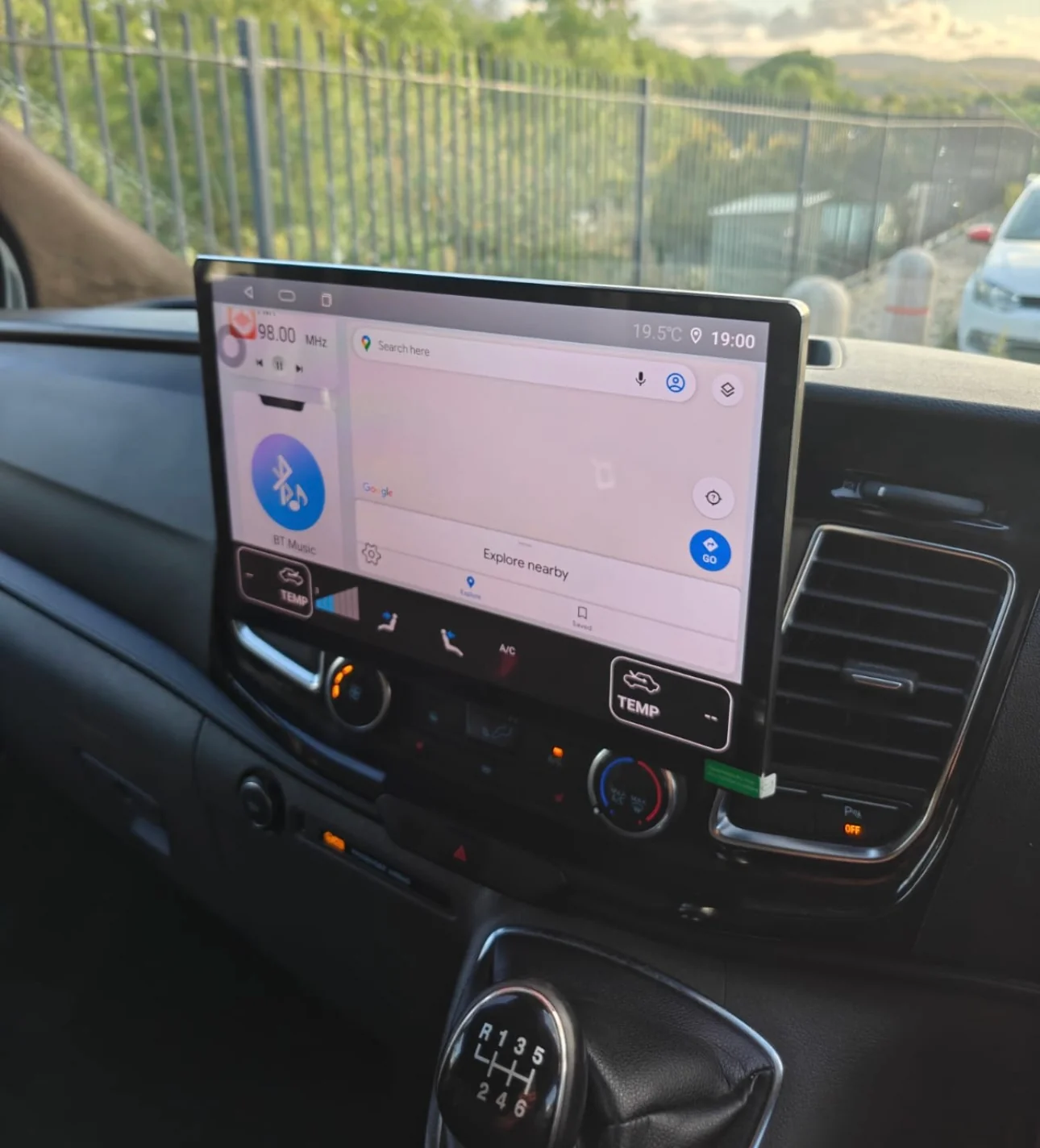 Ford Transit/Custom 2018-2024 Wireless Apple CarPlay Upgrade Kit - Image 4