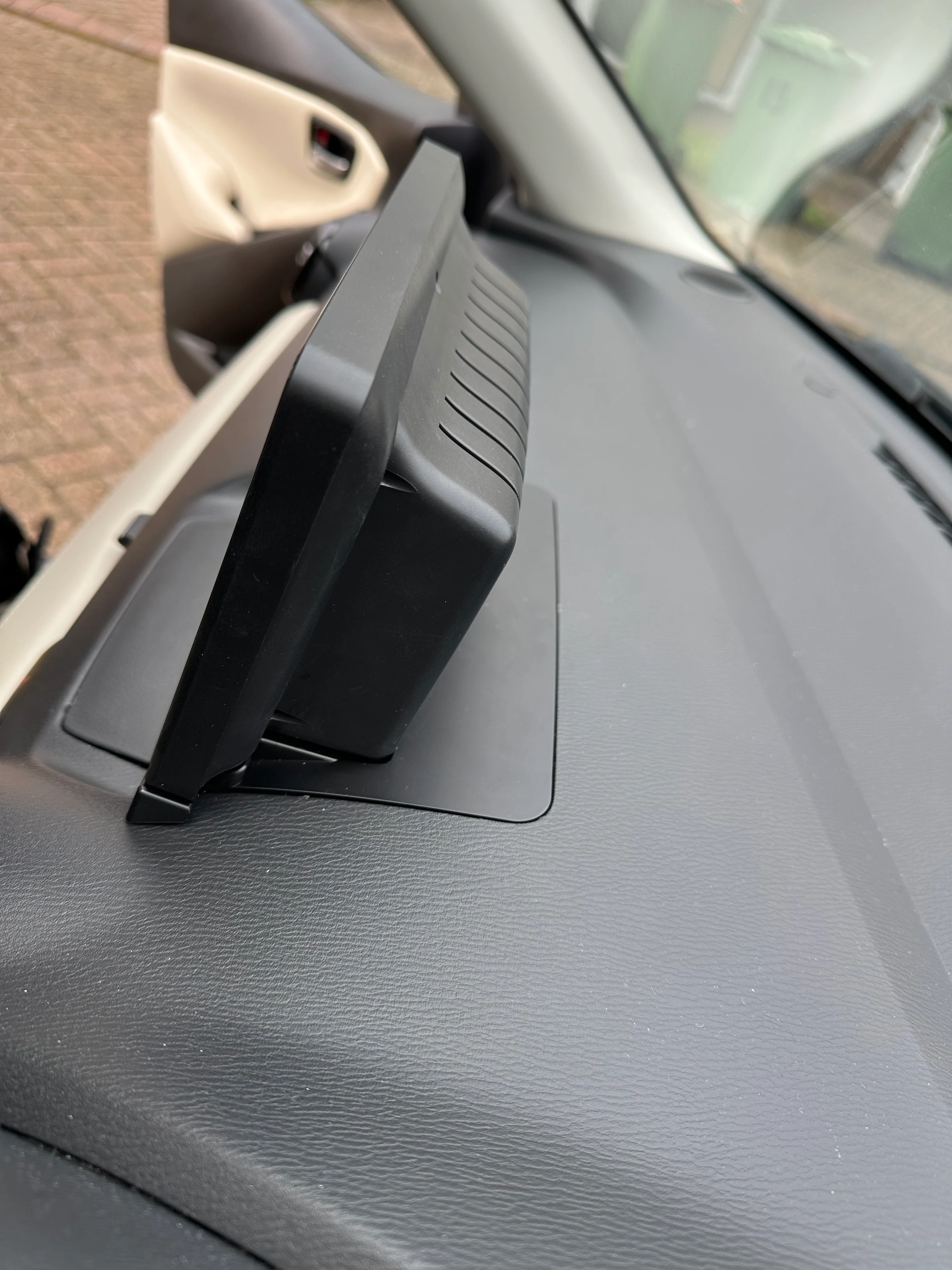 Mazda 2 2015-2020 Wireless Apple CarPlay Upgrade Kit - Image 3