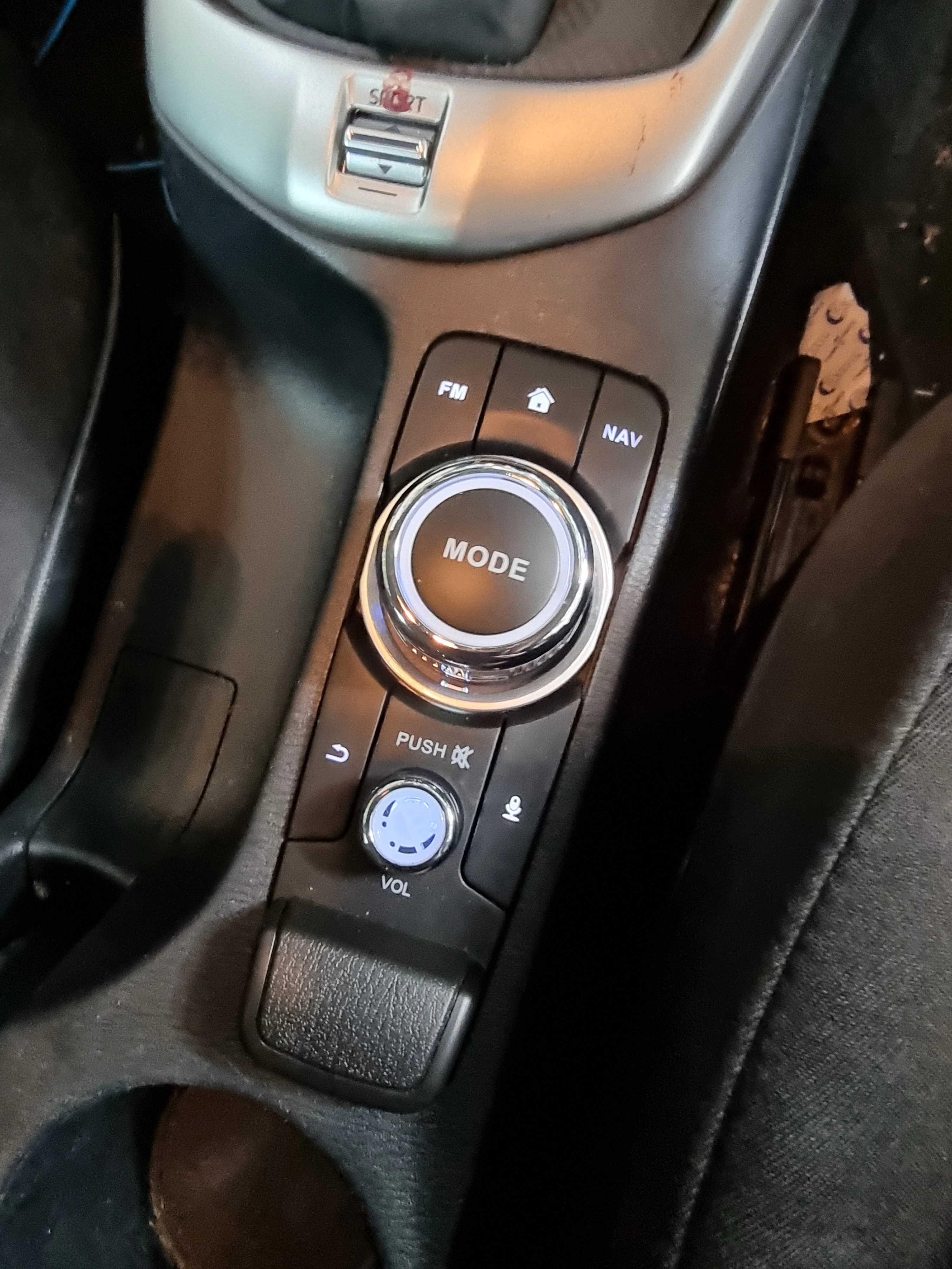 Mazda 2 2015-2020 Wireless Apple CarPlay Upgrade Kit - Image 5
