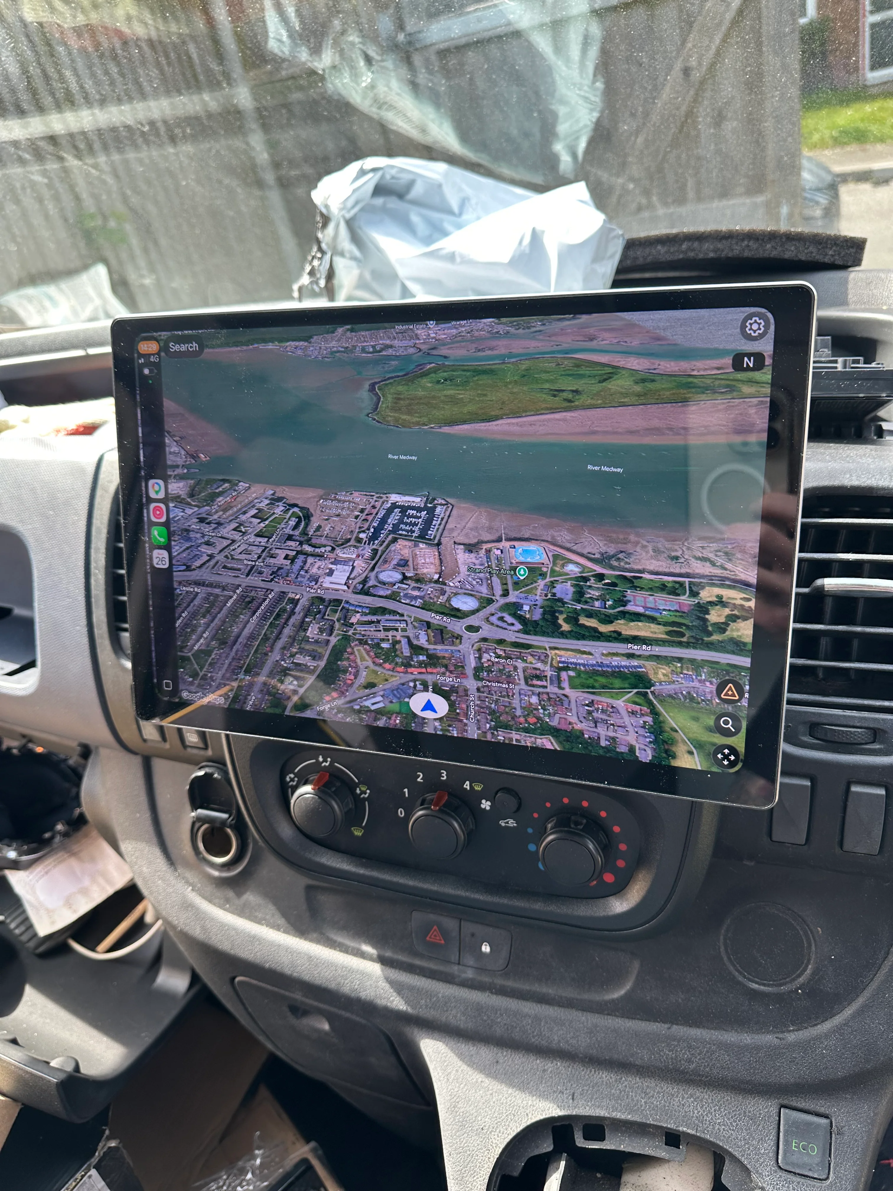 Vauxhall Vivaro 2014-2019 Wireless Apple CarPlay Upgrade Kit - Image 5