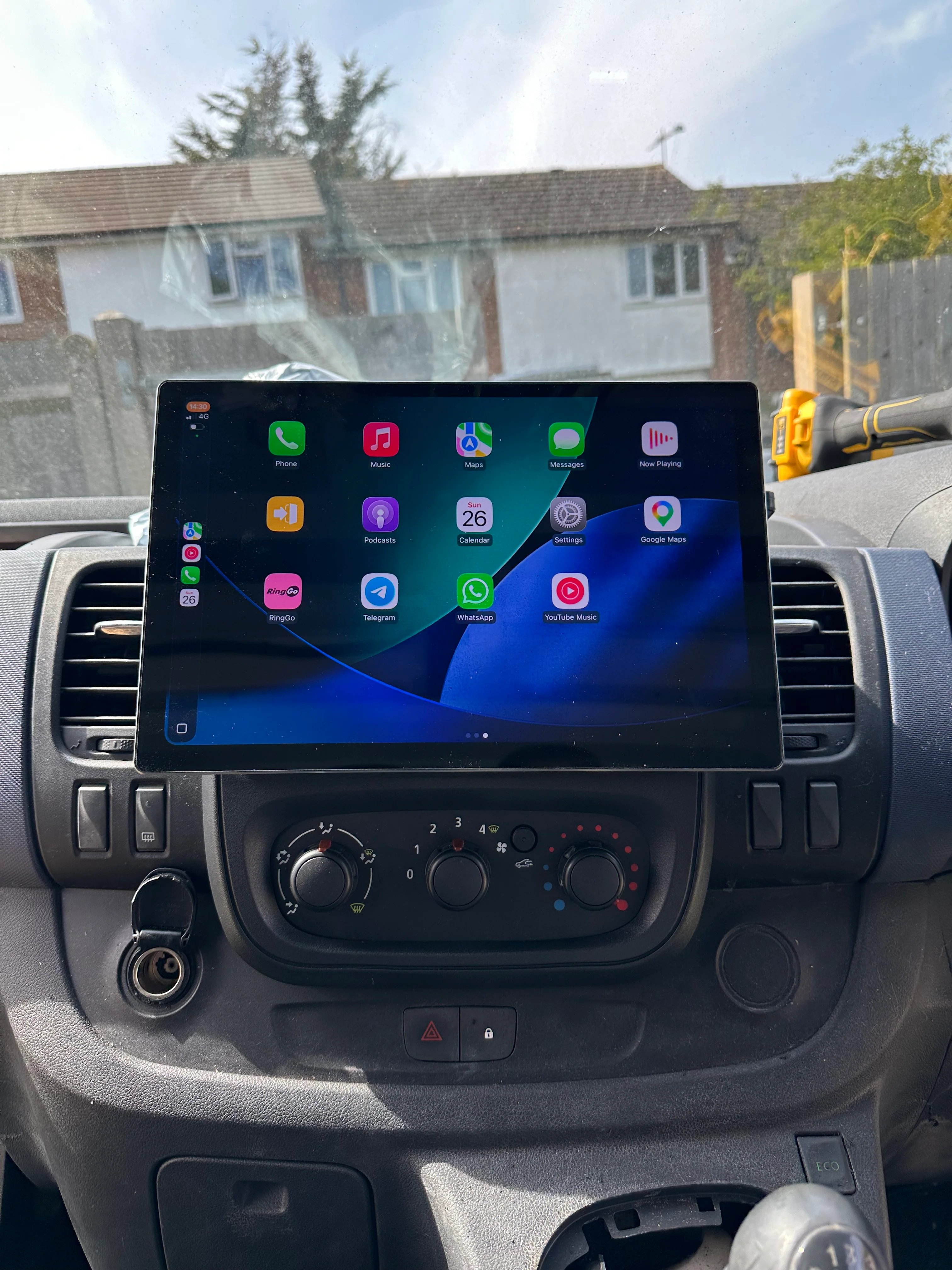 Vauxhall Vivaro 2014-2019 Wireless Apple CarPlay Upgrade Kit - Image 6