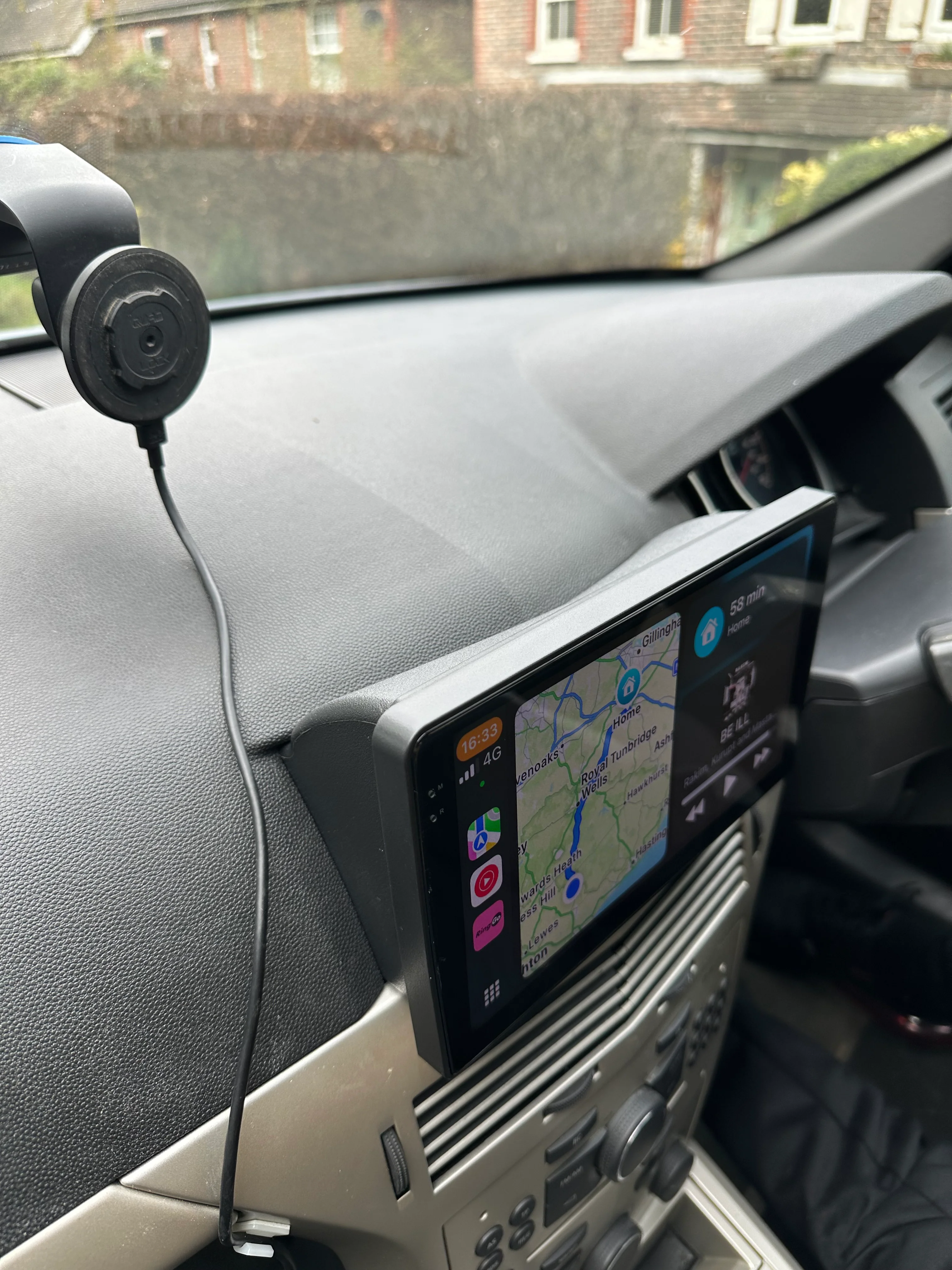 Vauxhall Astra 2004-2010 Wireless Apple CarPlay Upgrade Kit - Image 4